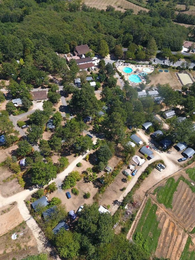 Europe Tents Camping Le Clou Meynard Kültér fotó